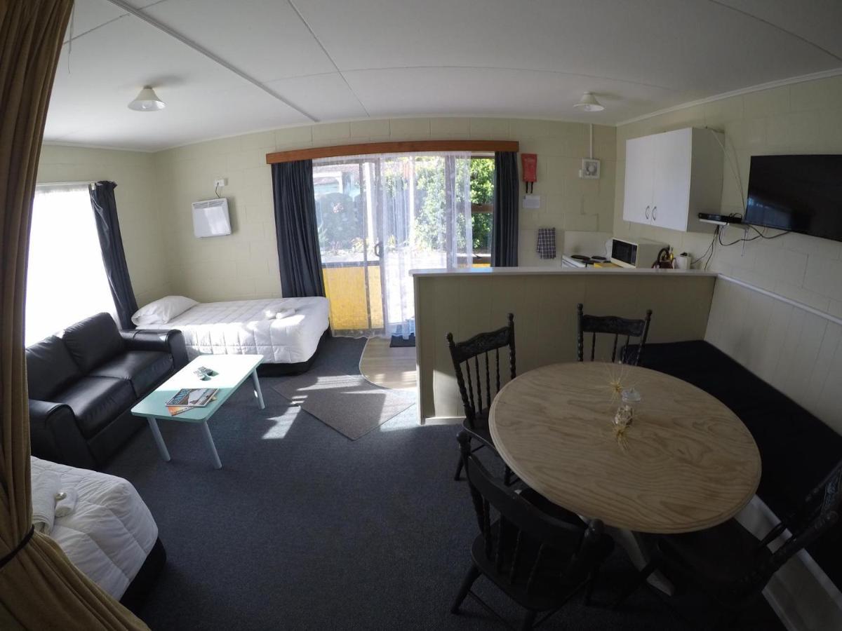 Whitianga Motel Экстерьер фото