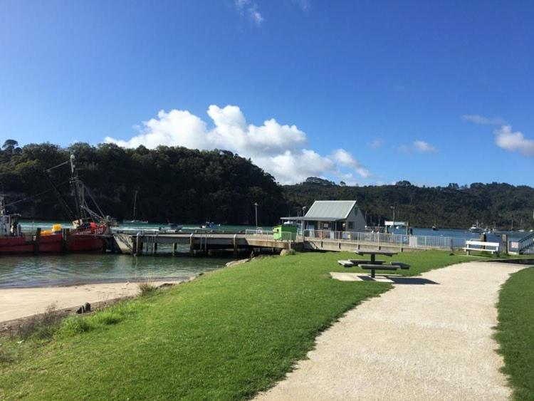 Whitianga Motel Экстерьер фото
