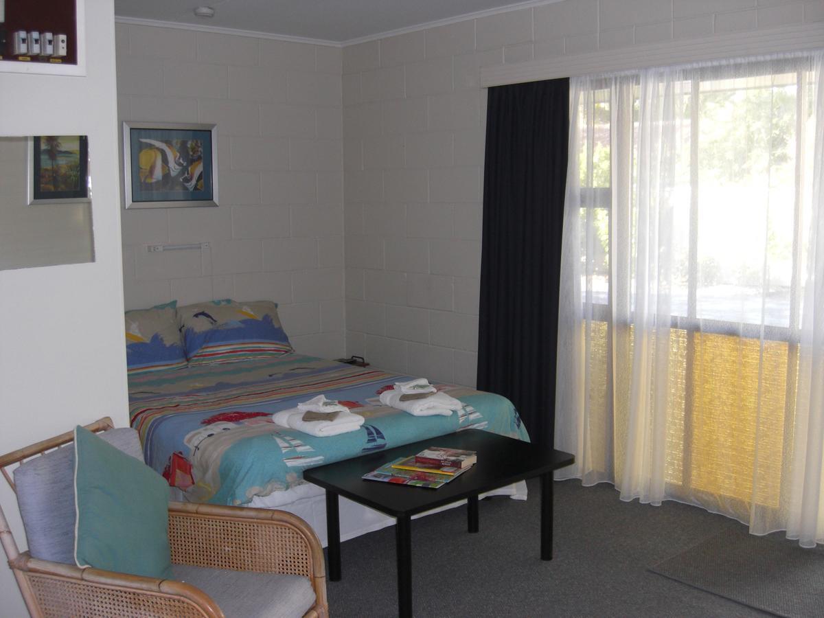Whitianga Motel Экстерьер фото