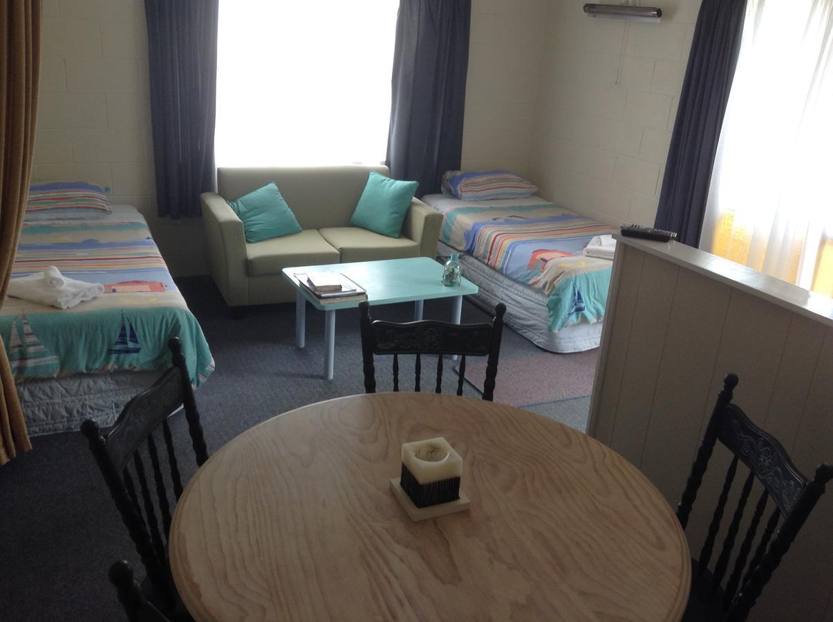 Whitianga Motel Экстерьер фото